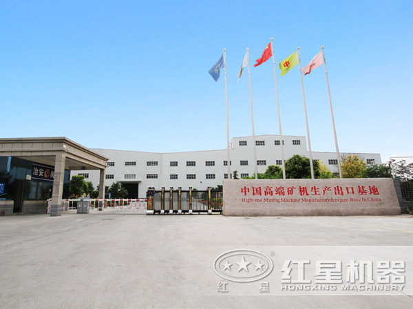 一鐘頭8-28噸，出料325目的石英沙磨粉設(shè)備廠家