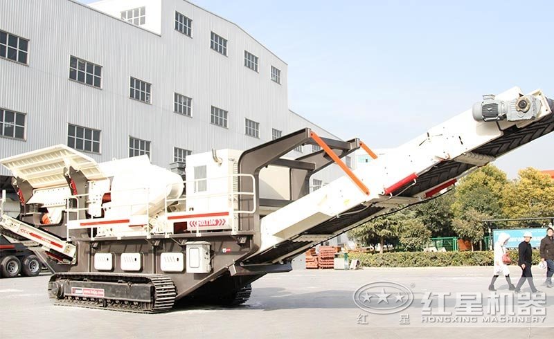 小型履帶石頭破碎機(jī)匠工于心，環(huán)保達(dá)標(biāo)，不怕污染