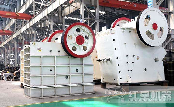 1060系列顎破機(jī)，時(shí)產(chǎn)量110-390噸