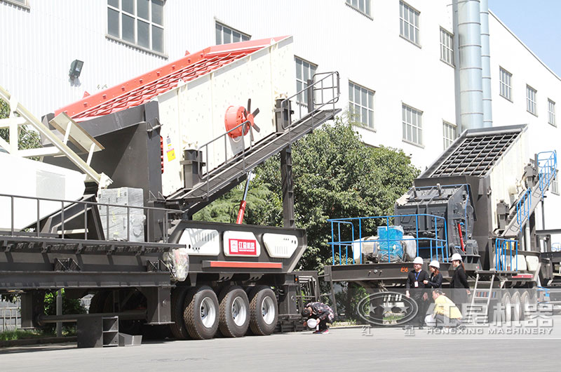 移動(dòng)混凝土塊破碎機(jī)廠家，多款機(jī)型提供